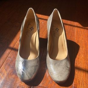 Grey Shoes/Heels - Patricia Nash - 7.5 size